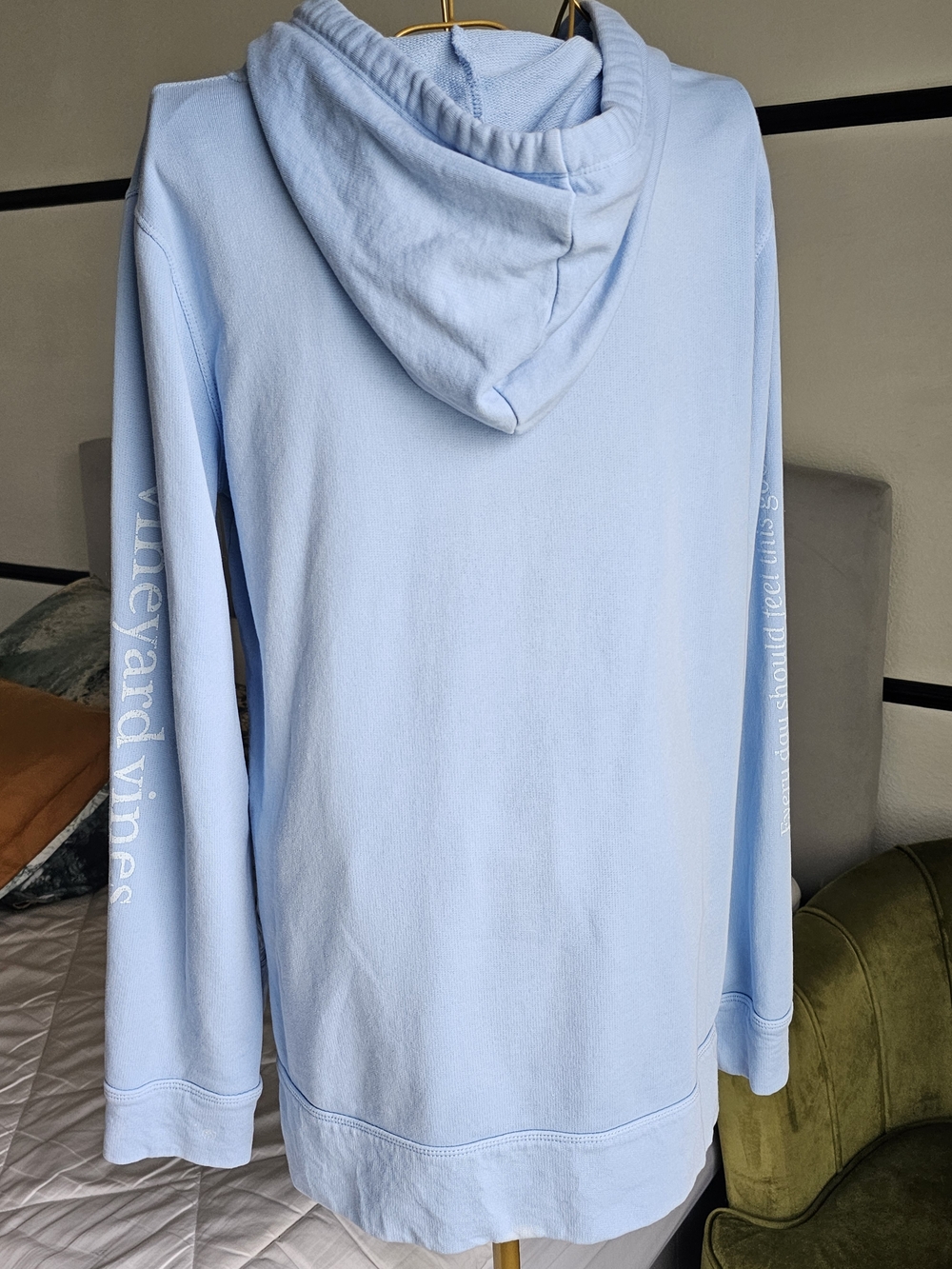Vineyard Vines Light Blue Hoodie (M) - Picture 3 of 8